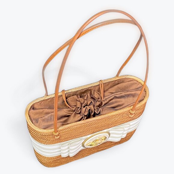 Bosom Buddy Hand Woven Straw 'The Hunt' Bag/Tote with Bow - Picture 6 of 13